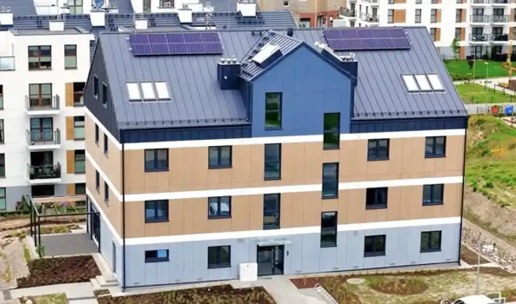Modułowy budynek wielorodzinny Gdańsk ul Kolorowa z góry